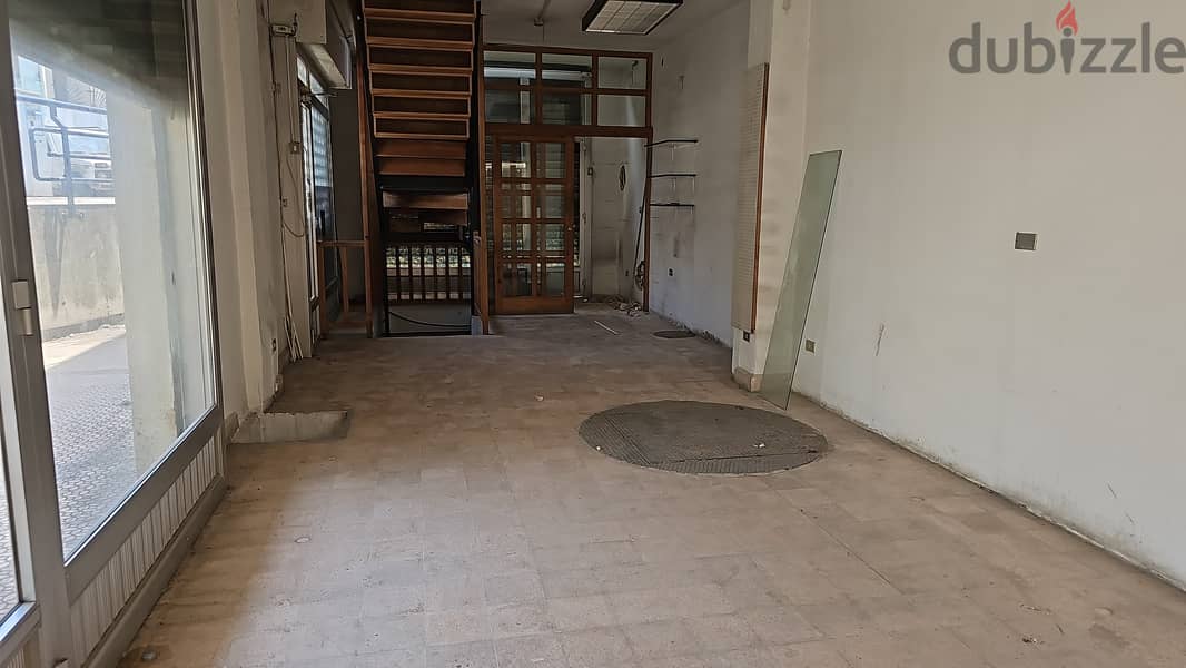 RWB304MT - Shop for rent in Jbeil 1