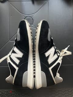 New Balance 574 Women Lifestyle Shoes Black & White - Size 42
