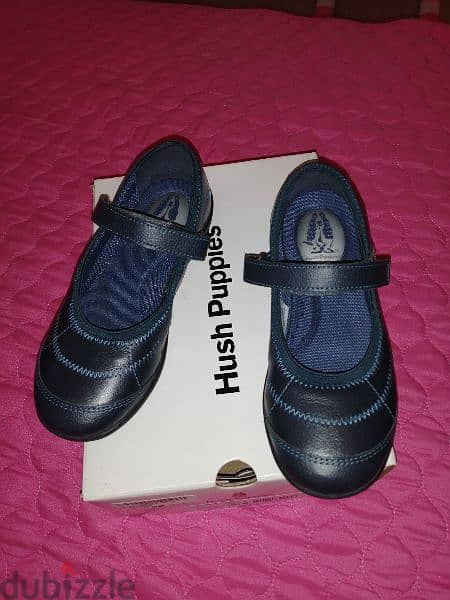 Girl shoes size 32. Navy Blue 0