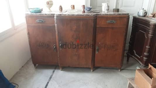 Buffet Antique. Bahut وجه رخام