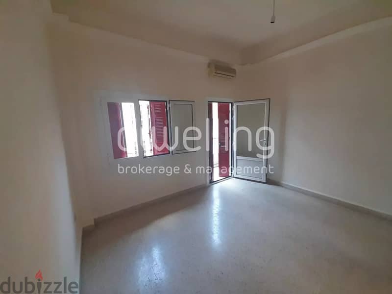 Three bedrooms apartment for rent in mar mkhayel 2