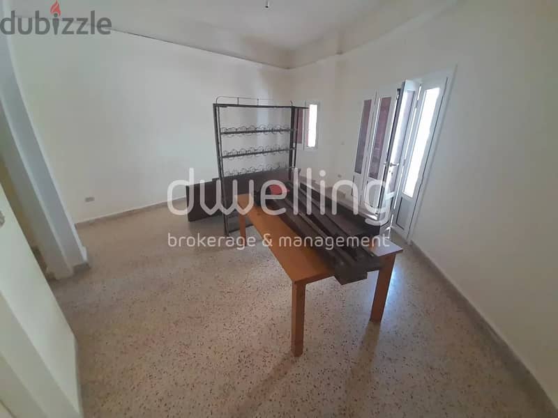 Three bedrooms apartment for rent in mar mkhayel 3