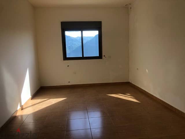 225 Sqm | Prime Location Apartment For Rent in Rabwe 4