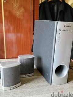 Suzika radio and speakers for sale 0