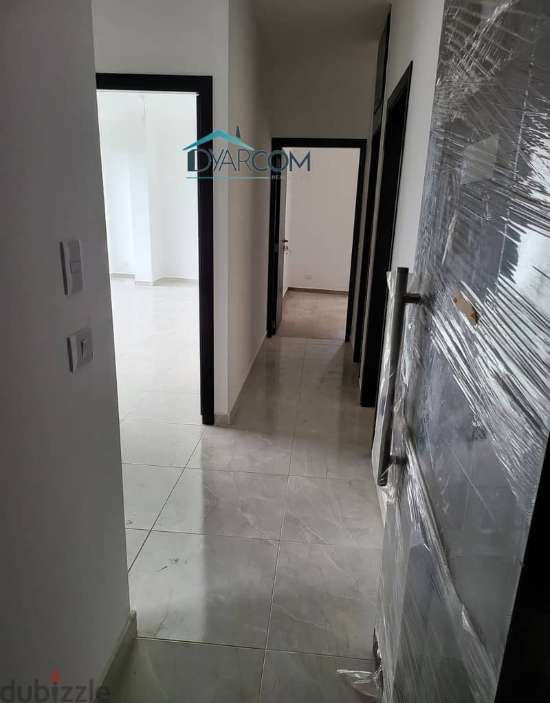 DY1703 - Hosrayel New Apartment With Terrace! 1