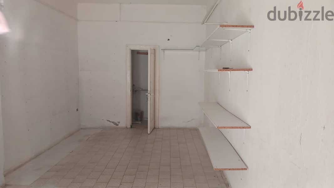 L15285-Spacious Showroom For Rent In Mtayleb 1