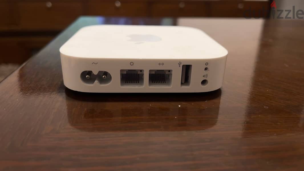 Apple Airport Express (router) 2