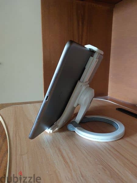 Phone and Tablet holder 4