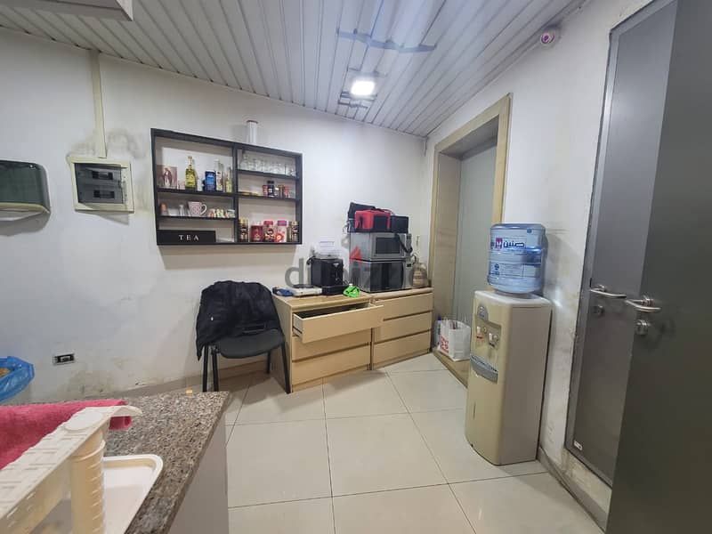 Showroom for Rent in Mansourieh مساحة للإيجار في المنصورية 6