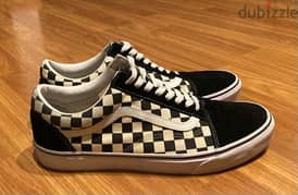 VANS Checkbaord Sneaker (Size 45)