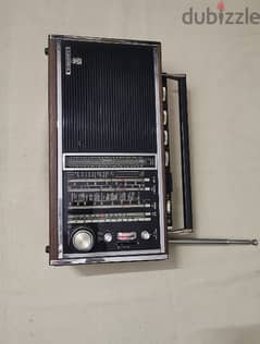 راديو معطل Grundig 0