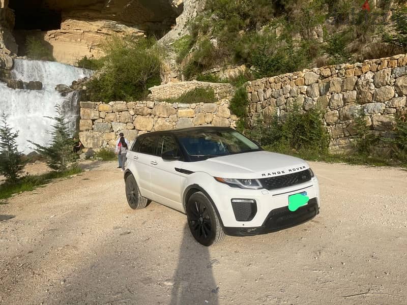 Land Rover Evoque 2017 dynamic 1