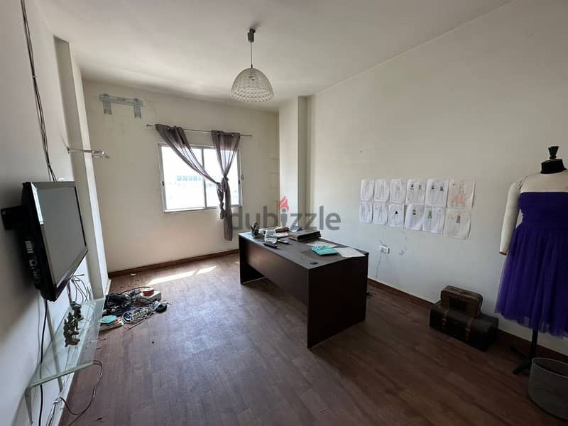 Prime location Fully renovated Office in Dekweneh 170 Sqm 10