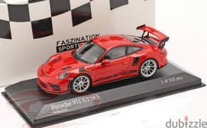 Porsche GT3 RS diecast car model 1;43.