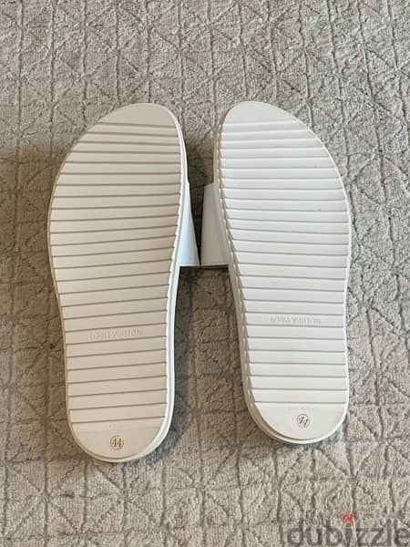 Original Louis Vuitton White Monogram Slides 6