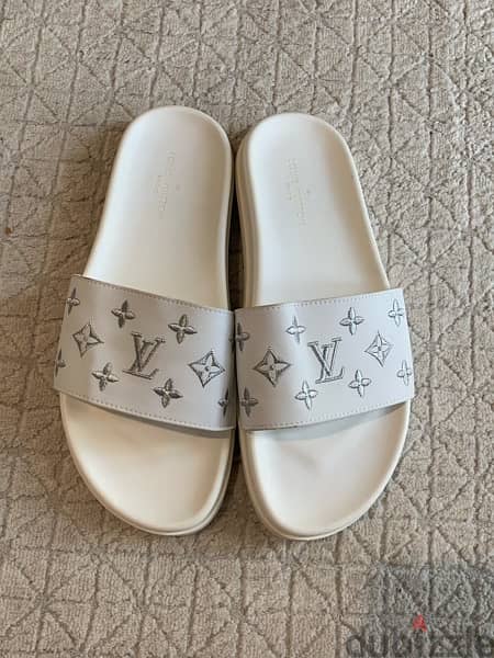 Original Louis Vuitton White Monogram Slides 8