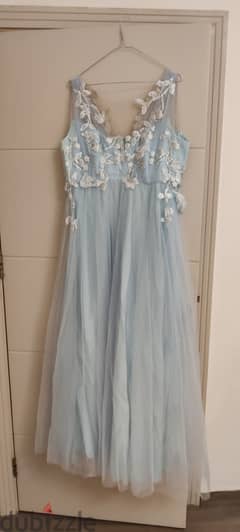 Elegant Light blue dress with white floral print