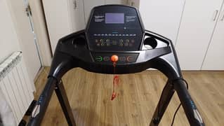 folding running treadmill with multiple programs and steps