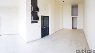 L04336-Shop For Rent in Blat Prime Location