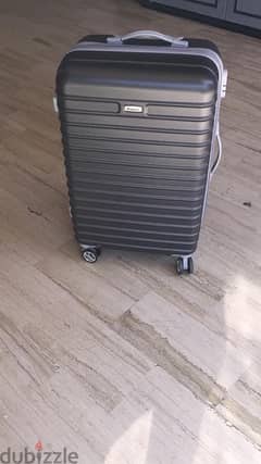 Swiss Polycarbonate Unbreakable carry on luggage suitcase