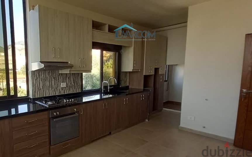 DY1716 - Nahr Ibrahim Spacious Duplex With Terrace For Sale! 5