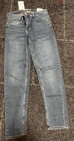 3 jeans straight slim fit never worn