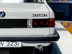 1/18 diecast Autoart RARE BMW 323i 1977 Alpine White #75111 MINT