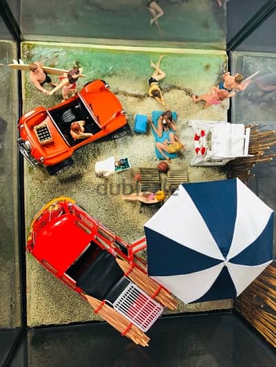 1/18 diecast Vintage VW Bus/Buggy beach BIG Diorama w figurine.