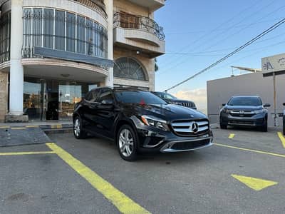 Mercedes GLA250  2016 , super clean , full option ,makfoul (03/689315)