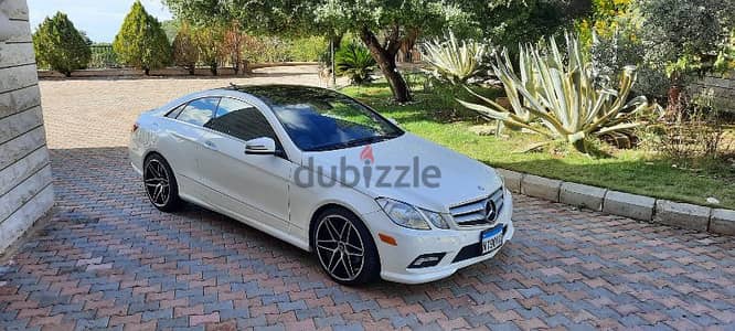 Mercedes-Benz E-Class 350 model 2011