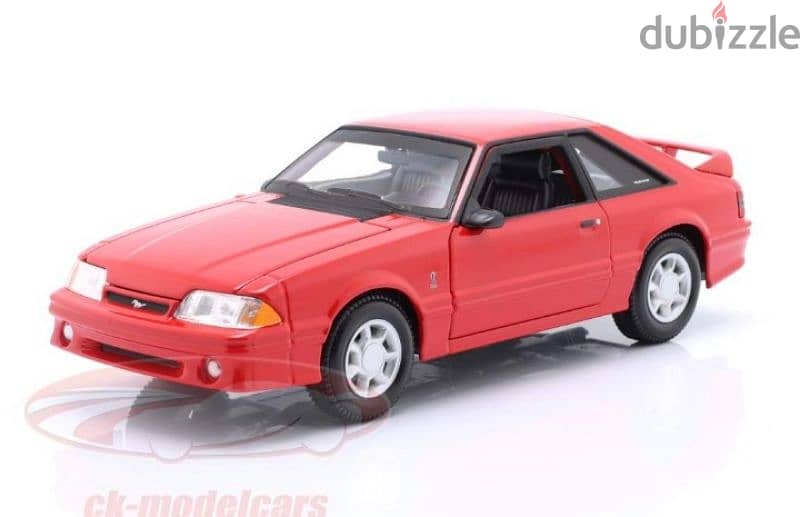 Ford Mustang SVT Cobra '93 diecast car model 1:24 0