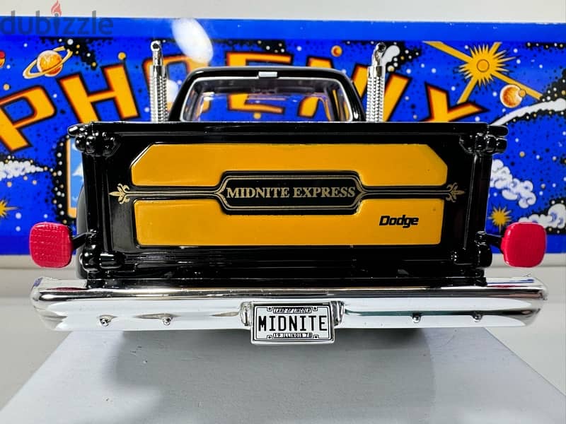 1/18 diecast Dodge Pick-up 1978 Midnight Express by Autoworld NEW SHOP 5