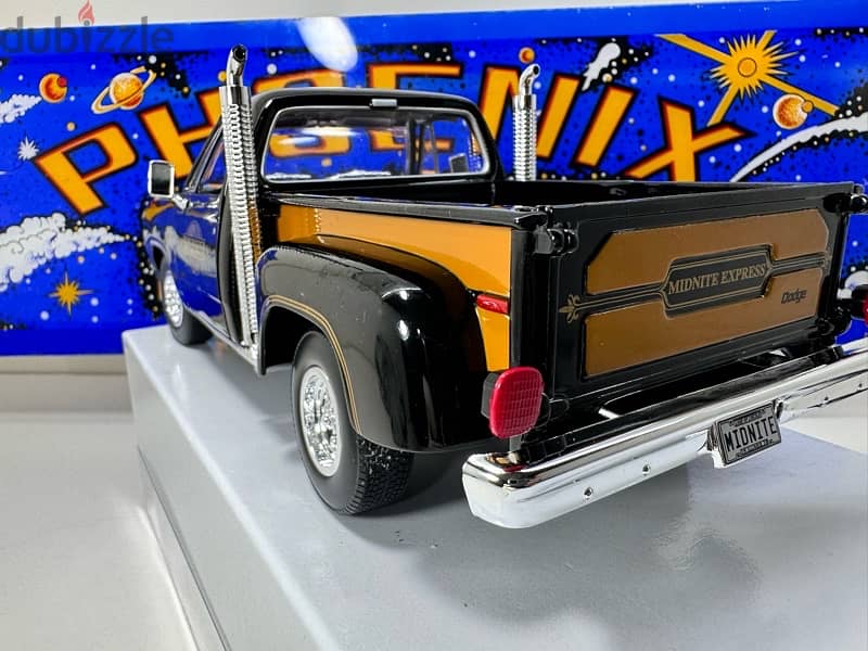 1/18 diecast Dodge Pick-up 1978 Midnight Express by Autoworld NEW SHOP 7