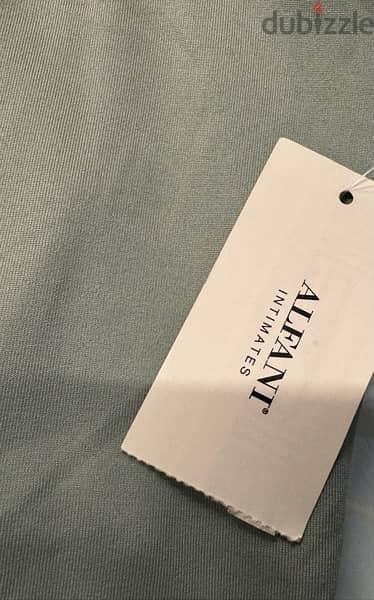 alfani brand; body size large