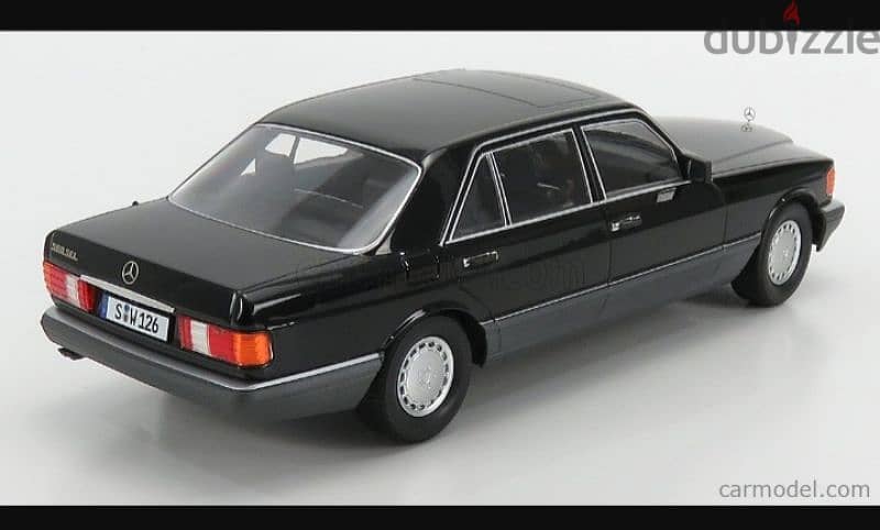 Mercedes 560 SEL W126 diecast car model 1;18. 4