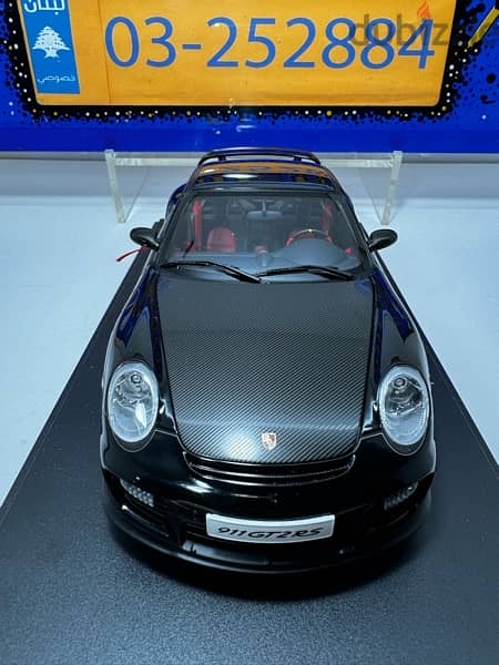 1/18 diecast Autoart Porsche (997) 911 GT2 RS  BLACK (NEW) 13