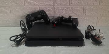 PS4 Slim Used-Perfect Condition ($190_Negotiable) !! FREE DELIVERY !!