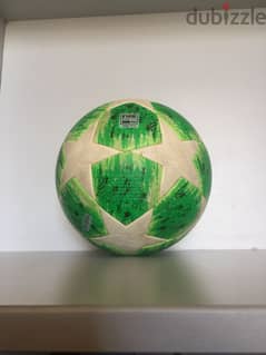 ((CHAMPIONS LEAGUE)) Ball In Great Condition