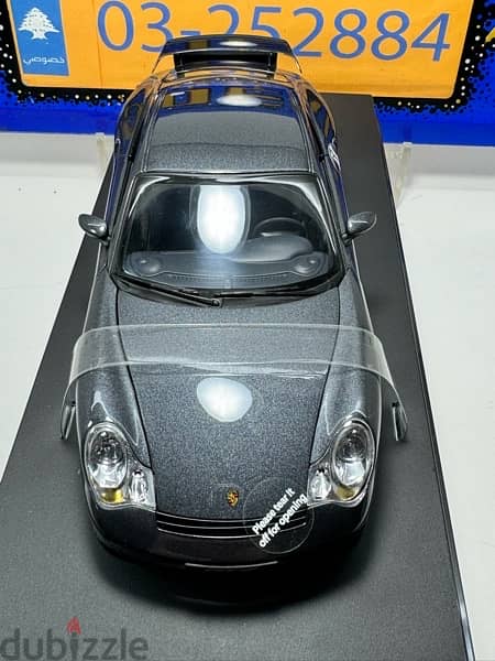 1/18 diecast Autoart Porsche 911 GT2 2002 (996) #77842 1