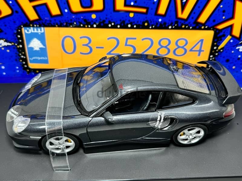 1/18 diecast Autoart Porsche 911 GT2 2002 (996) #77842 6