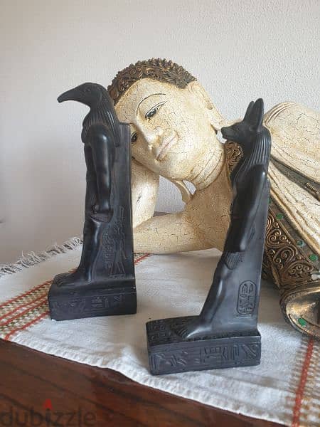 egyptian statues 2