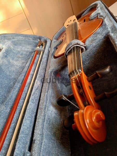 violon / violin 3/4.       used 1 week only.    0 scratch 1