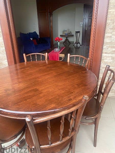 dining table with chairs 3