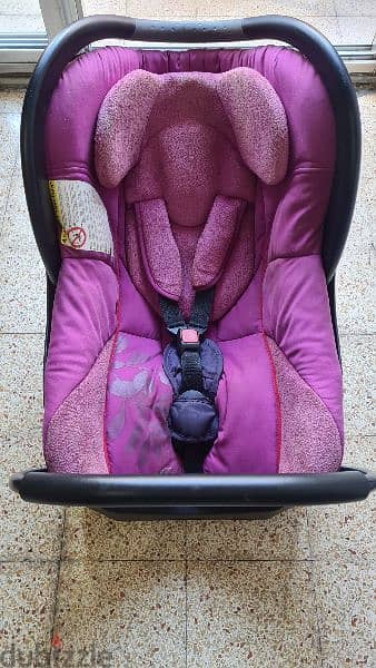 Car seat bebeconfort كرسي سيارة