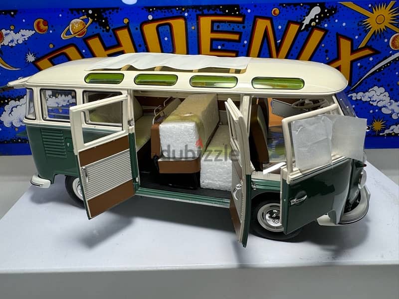 1/18 diecast VW bus T1 b Samba Green (NEW SHOP STOCK) 13