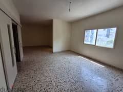 225 Sqm 2nd floor apartment in Zalka | city view