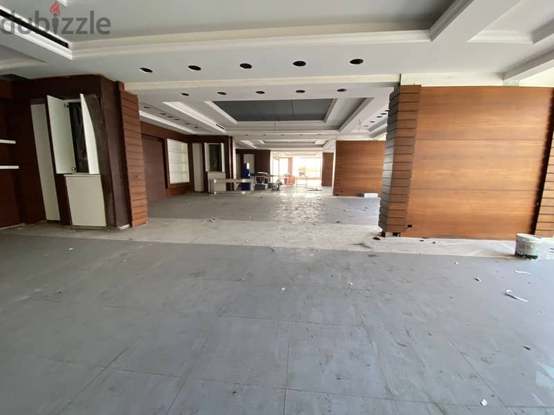 RWK295CM - Prime Location Showroom For Rent In Tabarja 0