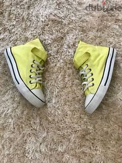 H&M converse shoes size 32