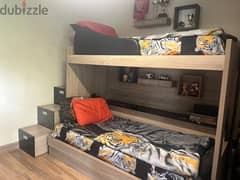 2 beds of high quality with one exta bed and storage space.