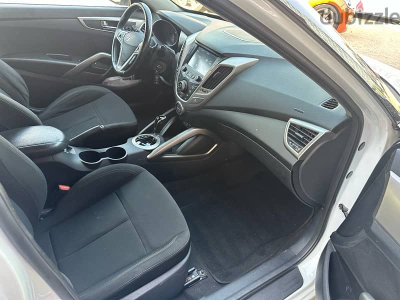 Hyundai Veloster 2017 Car for Sale 9